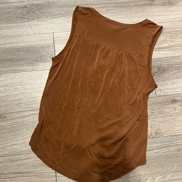 Lucky Brand brown flowy tank top - Picture 5 of 7